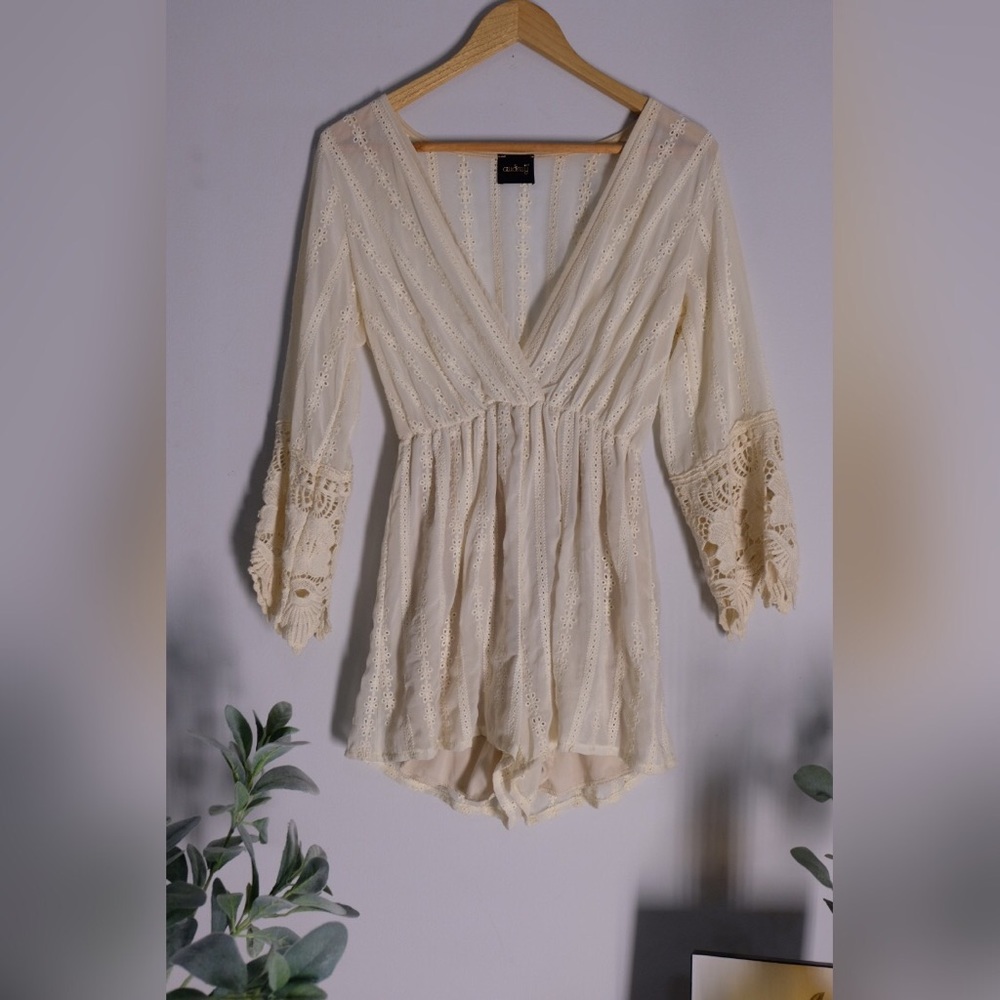 Boho Embroidered Cream Romper 🌼